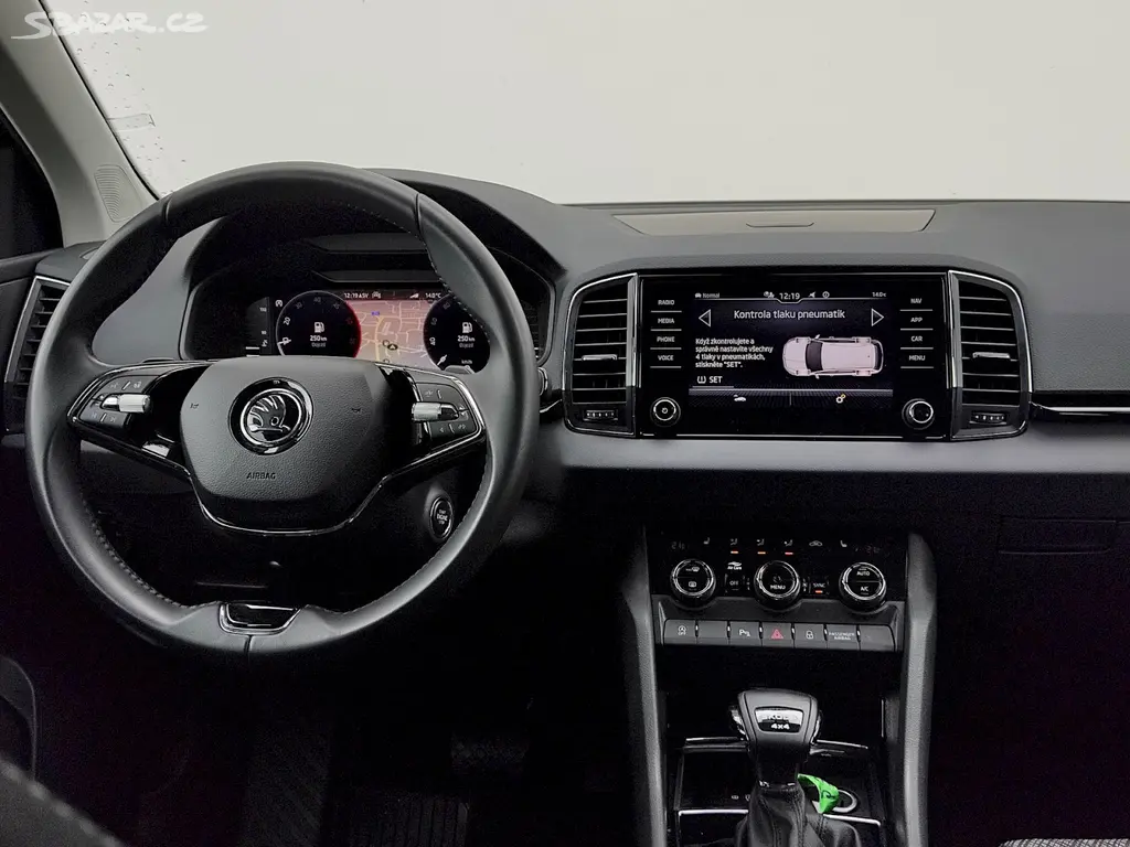 Škoda Karoq, Style Plus 2,0 Tdi 110 Kw 4x4 - fotka 6