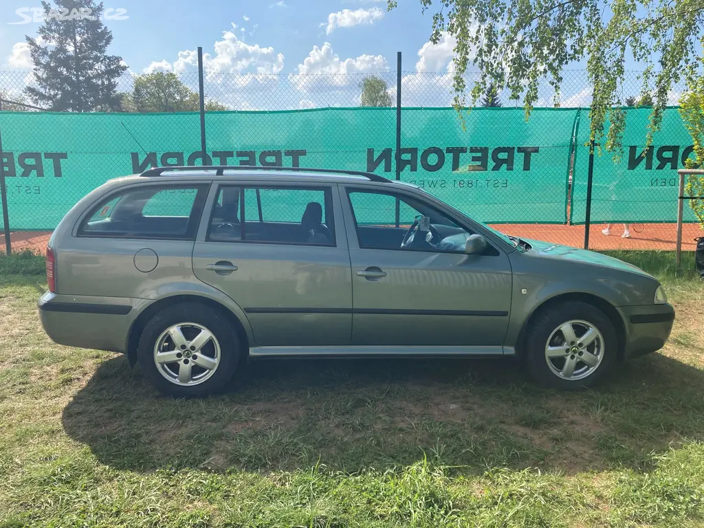 Octavia 1 combi 1,6mpi 75kw - fotka 3