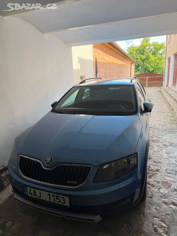 Škoda Octavia Scout 3, r.v. 2014 plná výbava - fotka 4