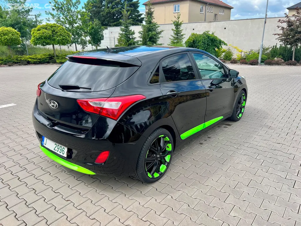 Hyundai i30 1,6 CRDi 81kW Sport - fotka 5