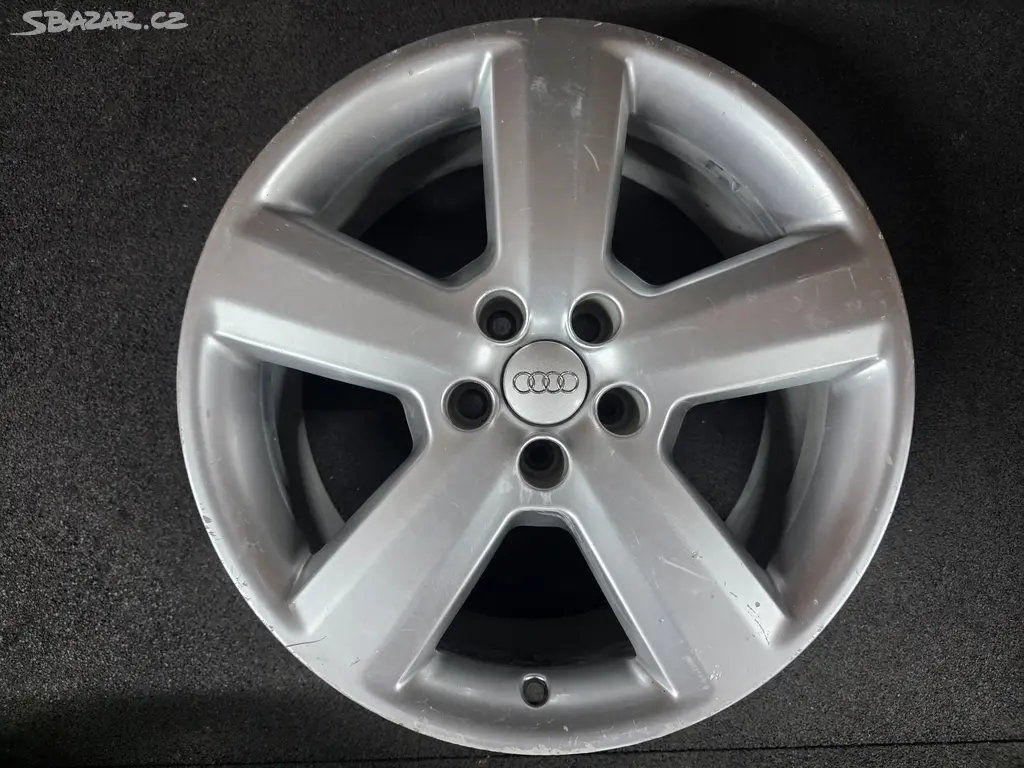 Audi RS4 RS6 Alu kolo 18 8D0601025AA 1 Ks