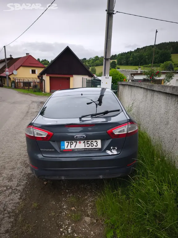 Ford Mondeo Titanium - fotka 2