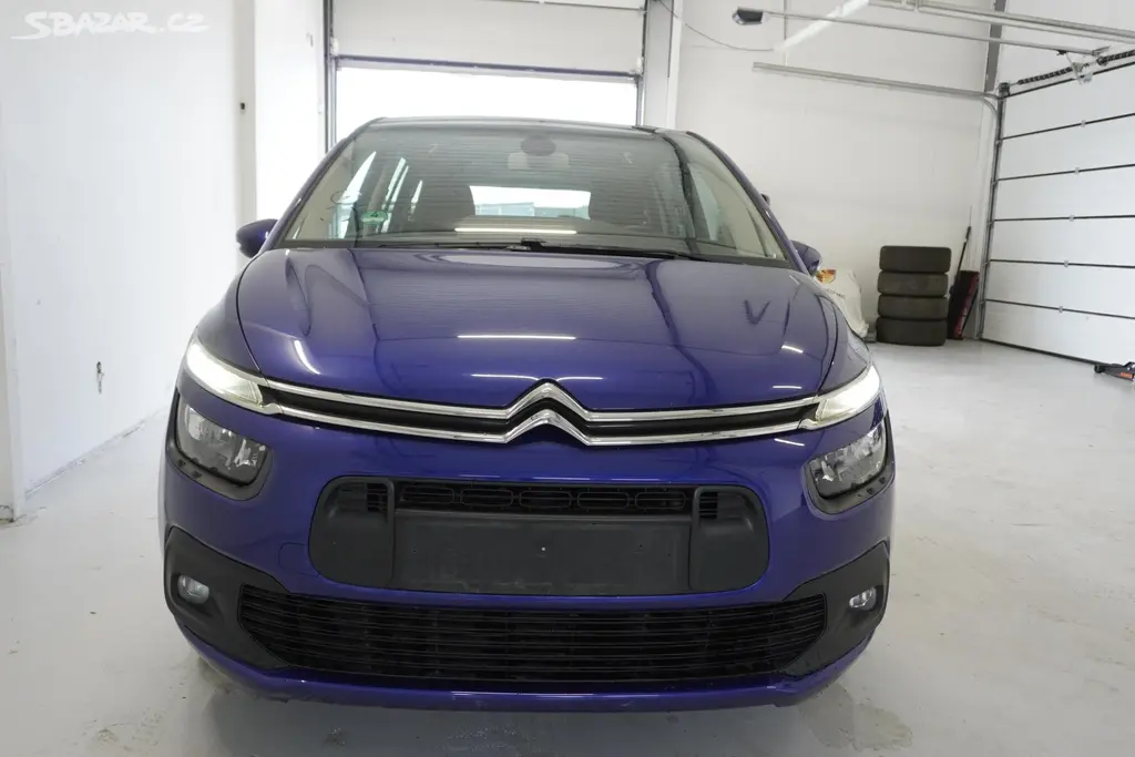Citroën Grand C4 Picasso, 1.2-96 kW FACELIFT 7 MÍST - fotka 2