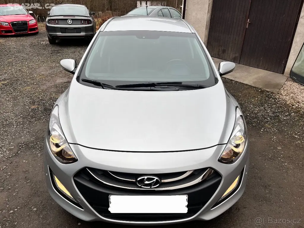 Hyundai I30 1.6 GDI 99 kw - fotka 5