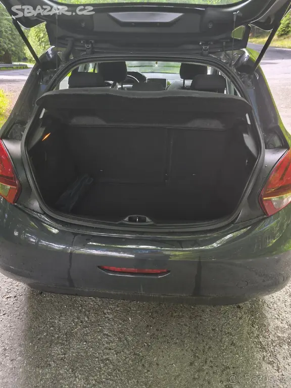 Peugeot 208 1,5 HDi - 75Kw r.v. 2019 odpočet DPH - fotka 4