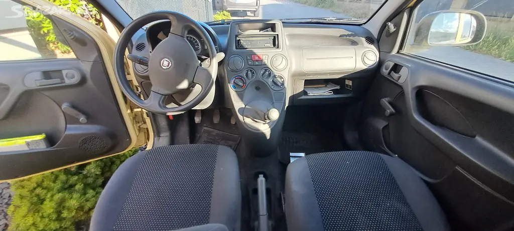Fiat Panda 1.1 (2010), 1. maj., 53t km, STK-04-28 - fotka 5