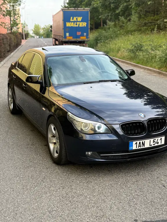 BMW E60 530d 2007 - fotka 4