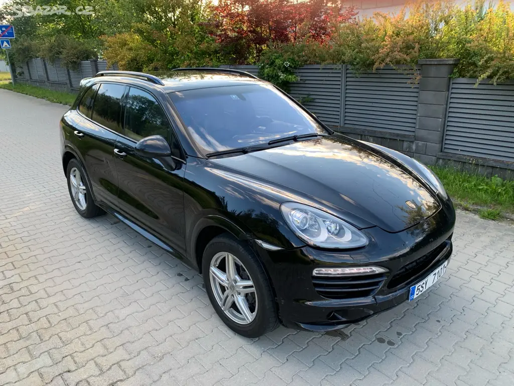 Porsche Cayenne 3.0 diesel Sport Chrono - fotka 3