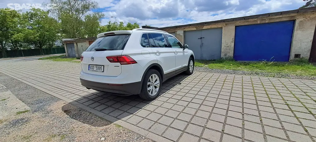 Volkswagen Tiguan 4Motion DSG - fotka 3