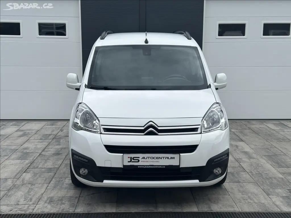 Citroën Berlingo, 1,2 PT 110PS Multispace Shine - fotka 3