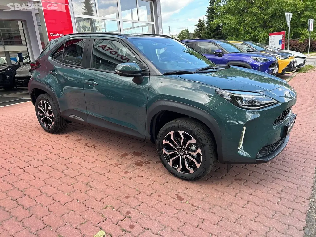 Toyota Yaris Cross, MY26 1,5 hybrid 130 koní - - fotka 2