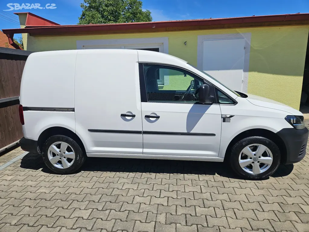 VW Caddy 2.0TDI 55kw 2018 nehavarované,TOP stav. - fotka 2