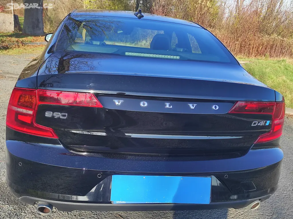 Volvo S 90 2.0 D4 AWD, nové v ČR - fotka 6