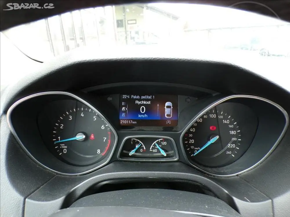 Ford Focus 1,0 EcoBoost TEMPOMAT,DIGI.KLIMA - fotka 6