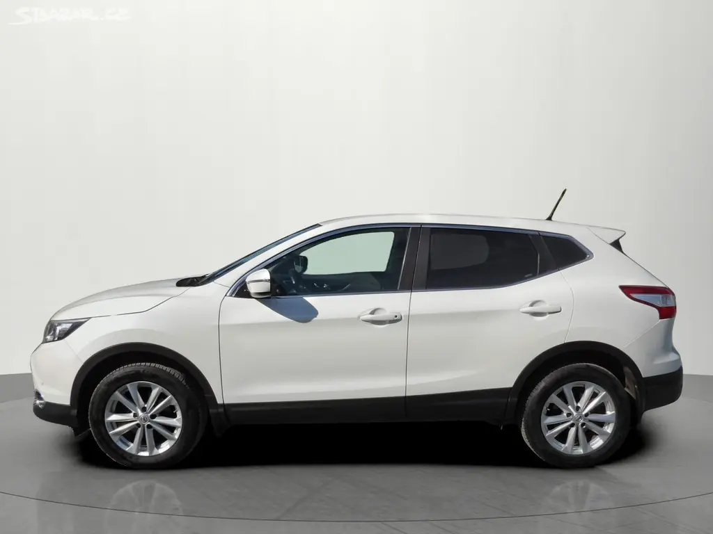 Nissan Qashqai, 1.6dCi 4WD Tažné Kamera ČR - fotka 2