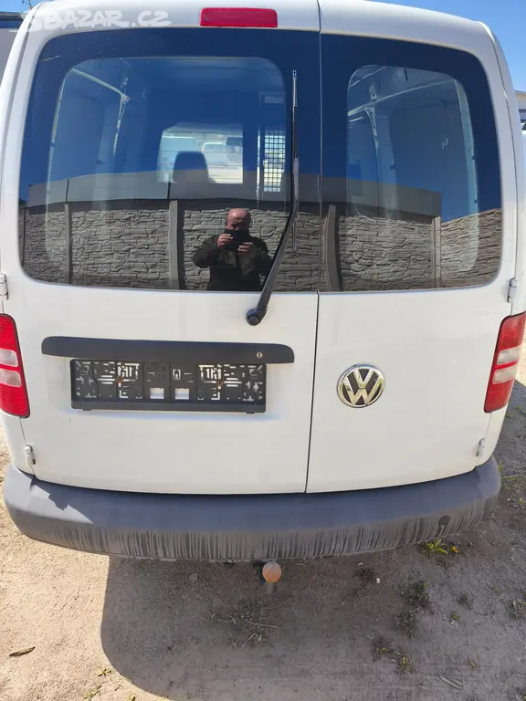Volkswagen Caddy Maxi 2.0 TDI 62 KW - fotka 4