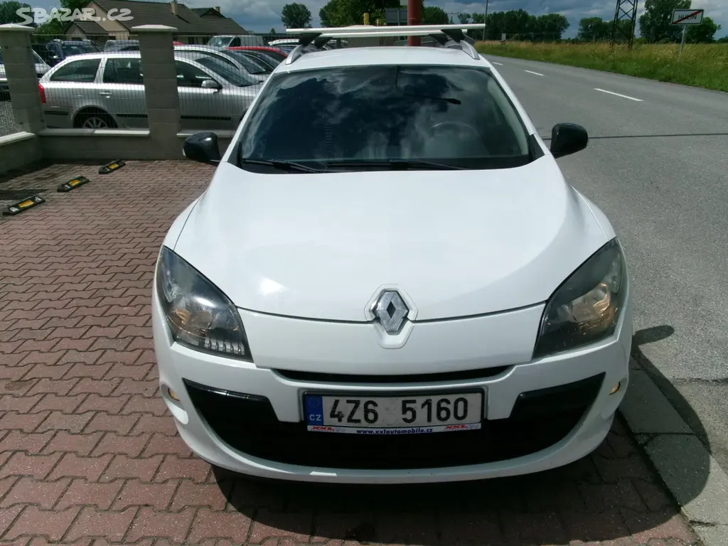 Renault Mégane, 1,5dCi AUT AC BT TEMP TAŽNÉ - fotka 2
