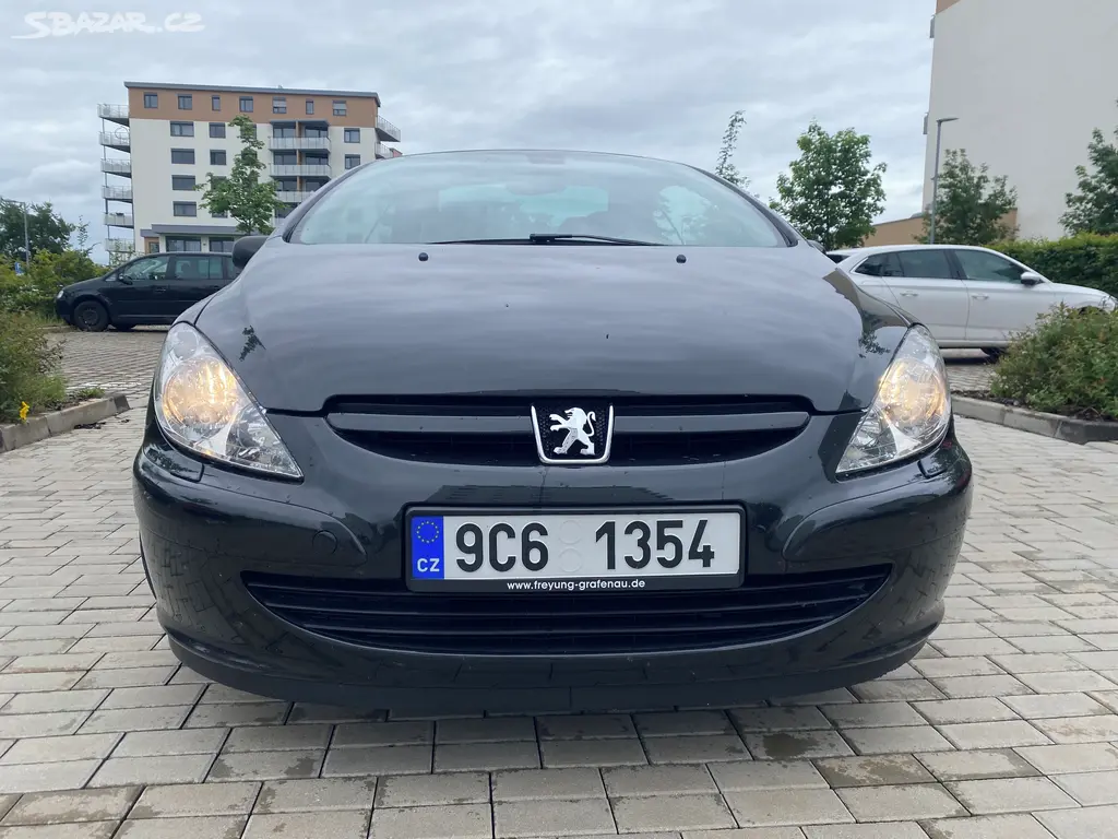 Prodám Peugeot 307 CC 2.0i - fotka 3