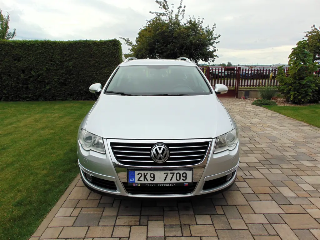 VOLKSWAGEN PASSAT VARIANT 2.0 TDI 4x4 HIGHLINE, ČR - fotka 2