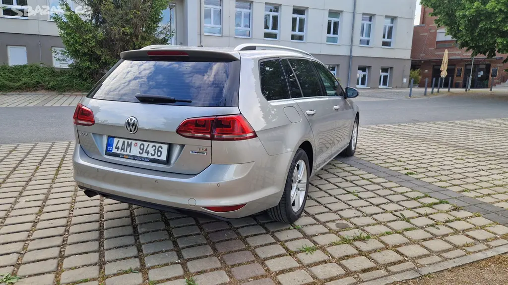VW GOLF VII VARIANT 1,6TDI DSG HIGHLINE-PŮVOD ČR - fotka 3