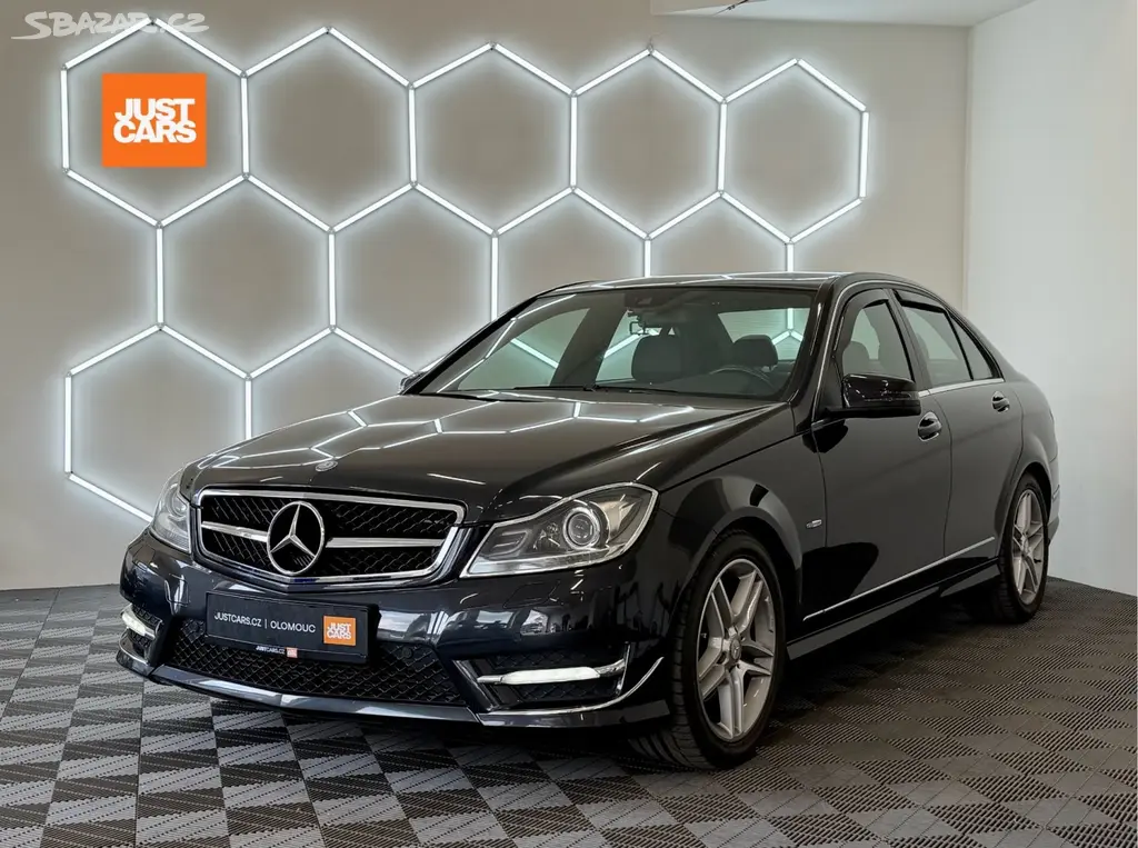 Mercedes-Benz Třídy C, 180i