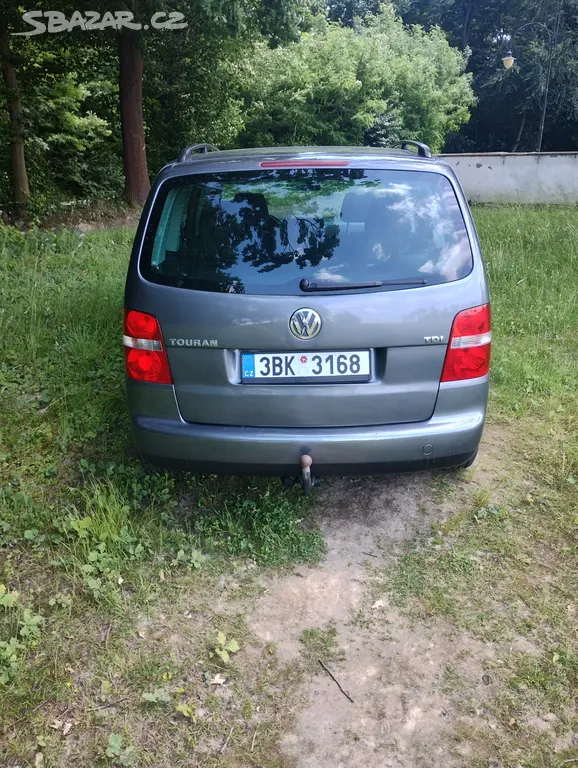 VW Touran 1.9 TDi 77 kW 6-ti rychlostní - fotka 5