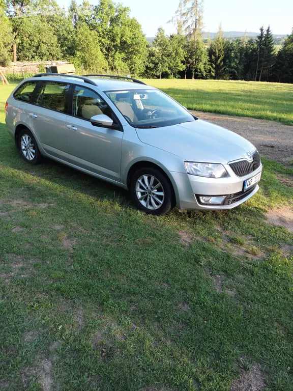 Škoda OCTAVIA 3 kombi 1,4TSI G-TEC 81 kW Ambition - fotka 3