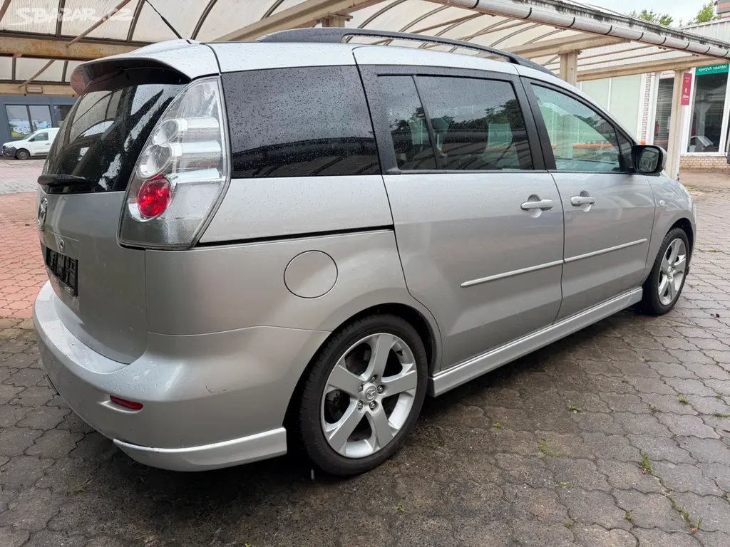 Mazda 5 - 7 míst - fotka 4
