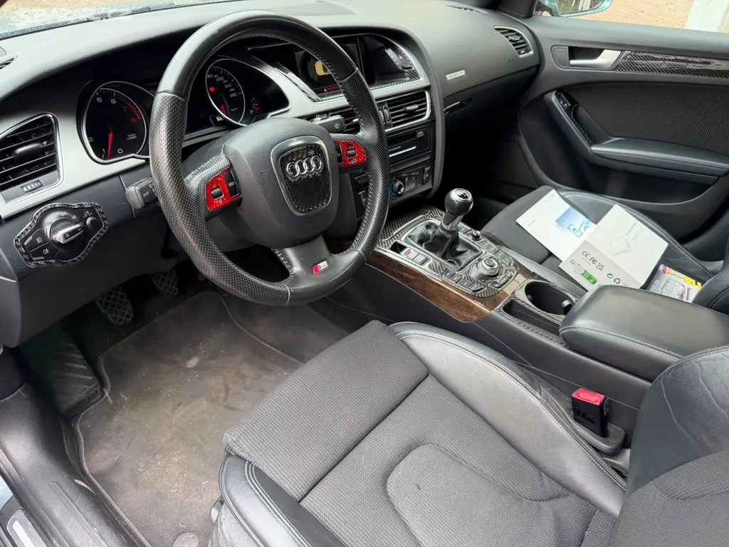 Audi A5 2,0 TFSi 155 kW Quattro MANUÁL - fotka 6