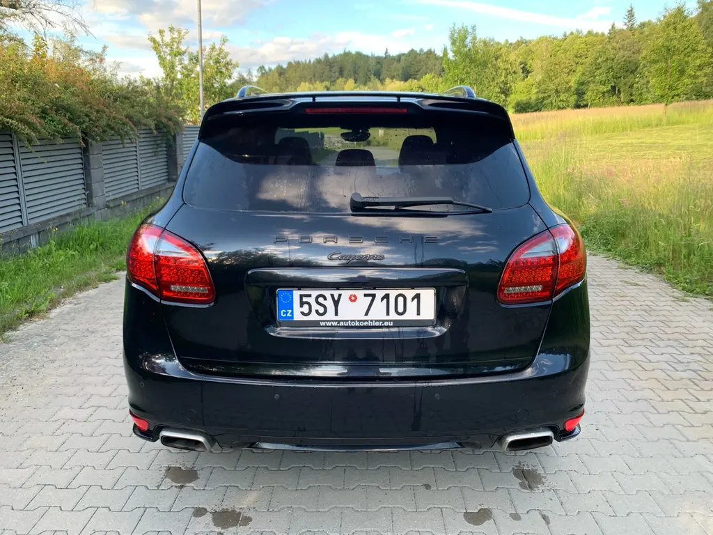 Porsche Cayenne 3.0 diesel Sport Chrono - fotka 6