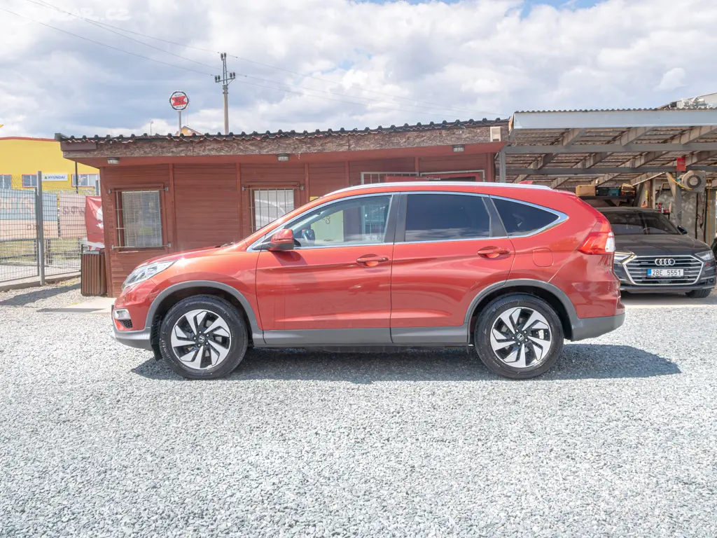 Honda CR-V ČR 1.6D 118KW MAT 4x4 1maj