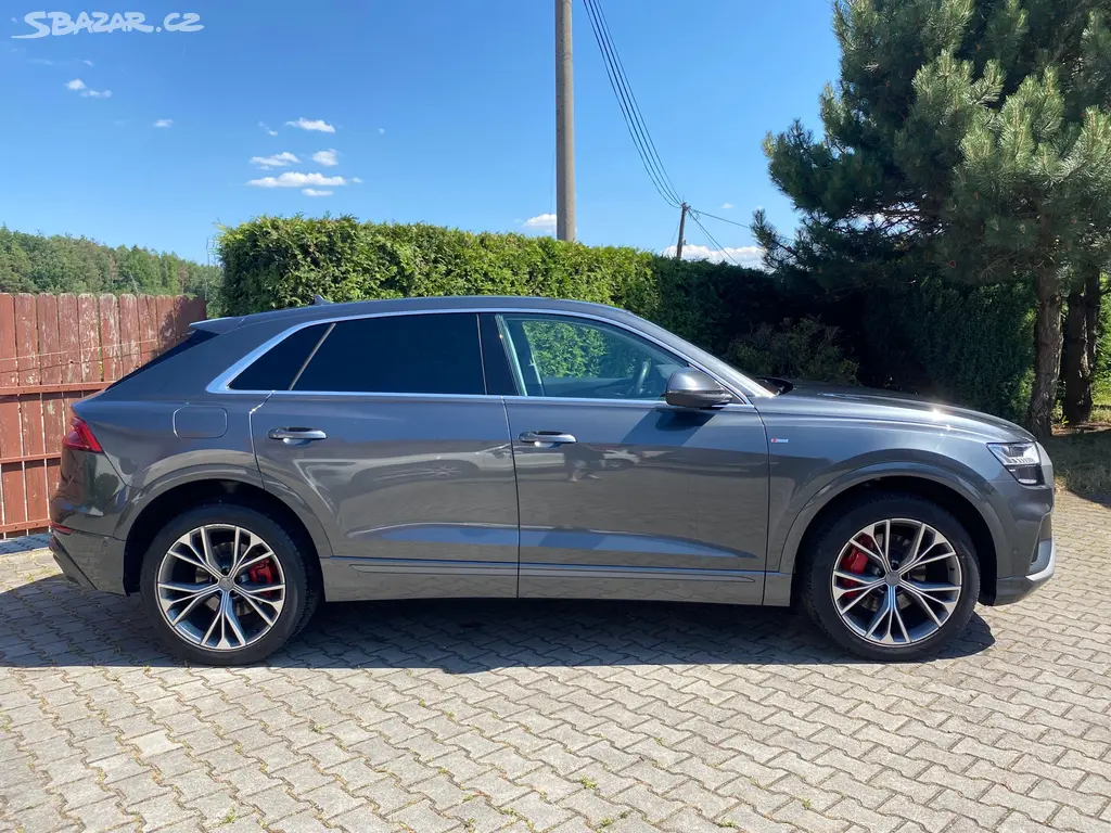 Audi Q8 3,0 55TFSi quattro Sport | Panorama | 2019 - fotka 6