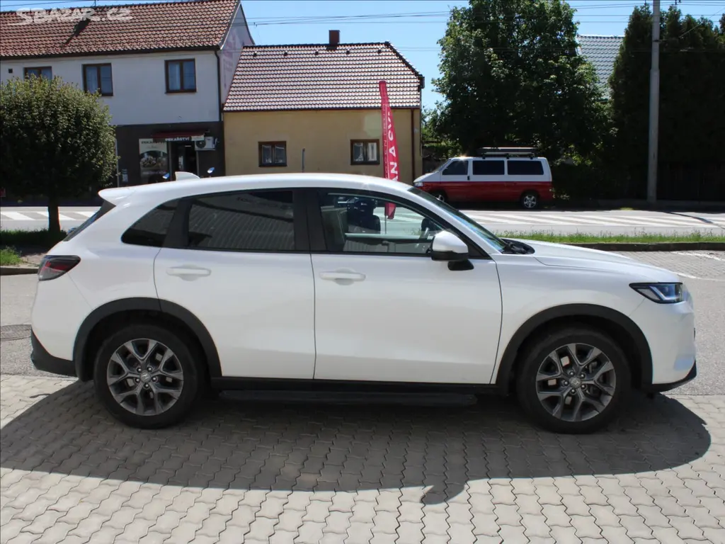 Honda ZR-V, 2,0 e:HEV 1.majitel CZ - fotka 3