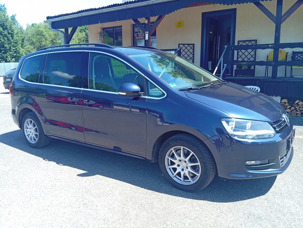 VW Sharan 2,0 TDI 110kw-TK do 4/2028-1.majitel - fotka 2
