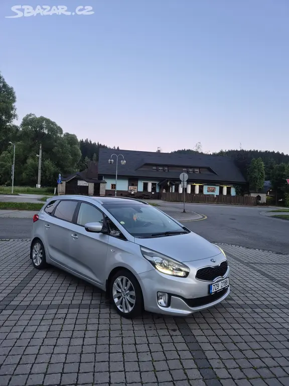 Kia carens 7mist,2015r. - fotka 5