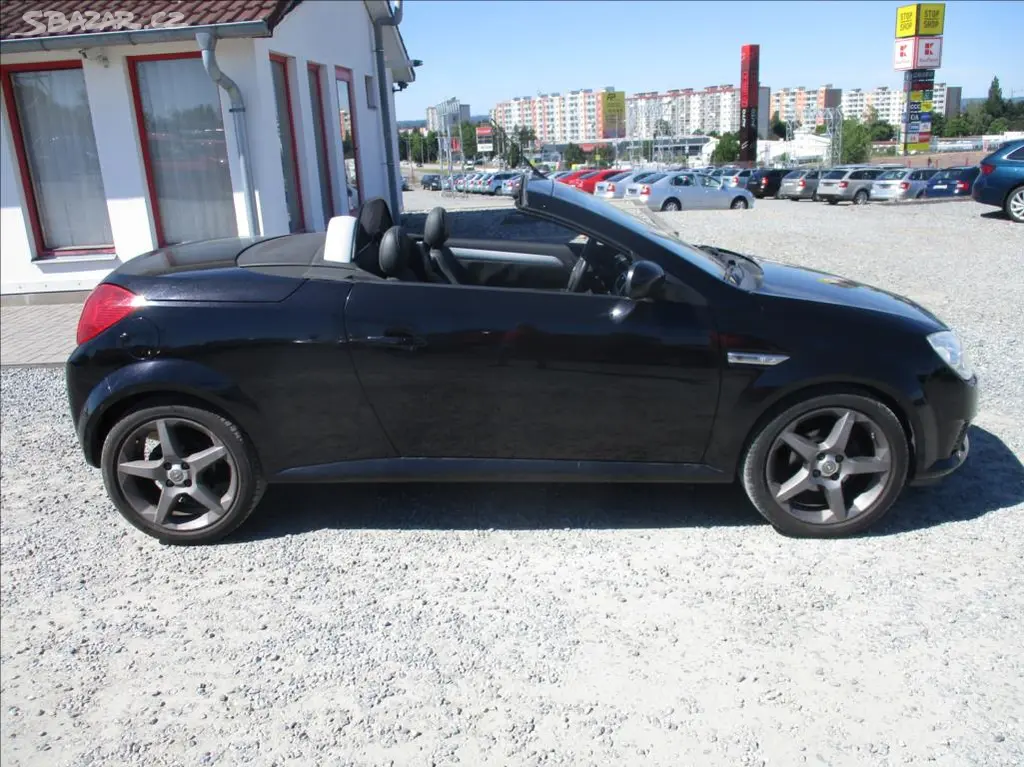 Opel Tigra, 1,8 i,klima,serv.kniha, - fotka 4