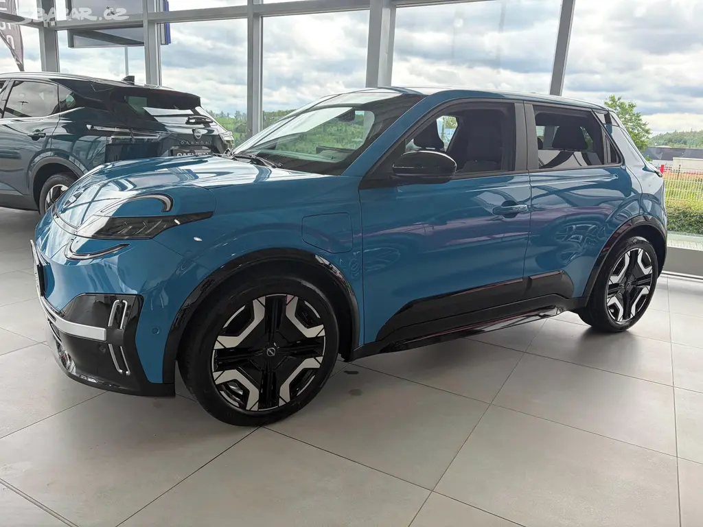 Nissan Micra, ADVANCE 52kWh-150k-416km - fotka 3