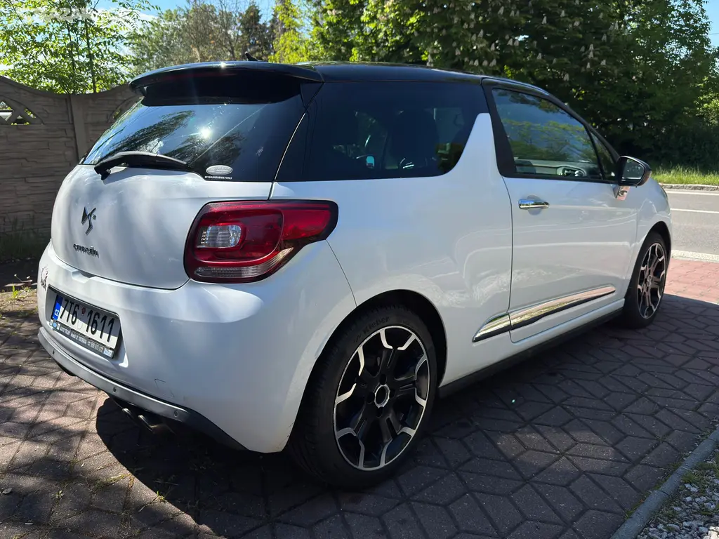 Citroën DS3 2.MAJITEL 1.6HDi 82kW ČR KŮŽE NOVÁ STK - fotka 4