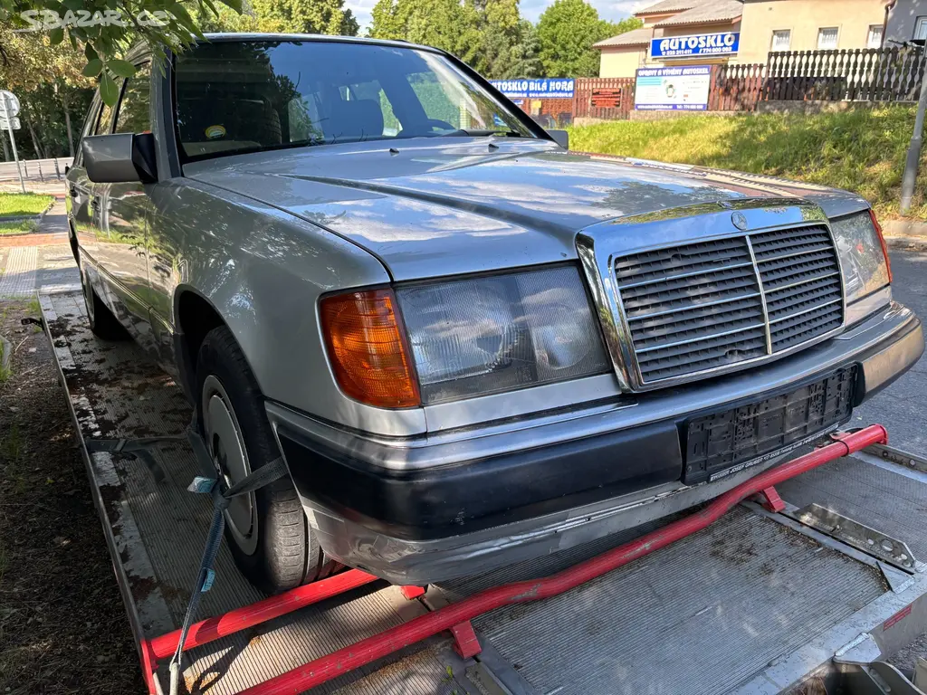 Mercedes 124TD diesel - fotka 3