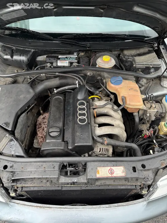 Audi a4 b5 1.6 74kw 1997 - fotka 3