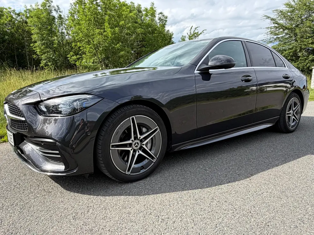Mercedes-Benz Třídy C, 220d 4M AMG PAck DIGITAL Light - fotka 5