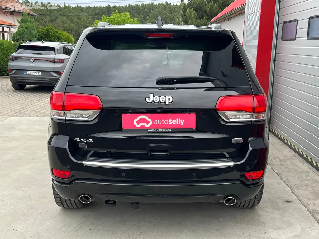 Jeep Grand Cherokee 3,0 JTD OVERLAND, Vzduch, Pano - fotka 4