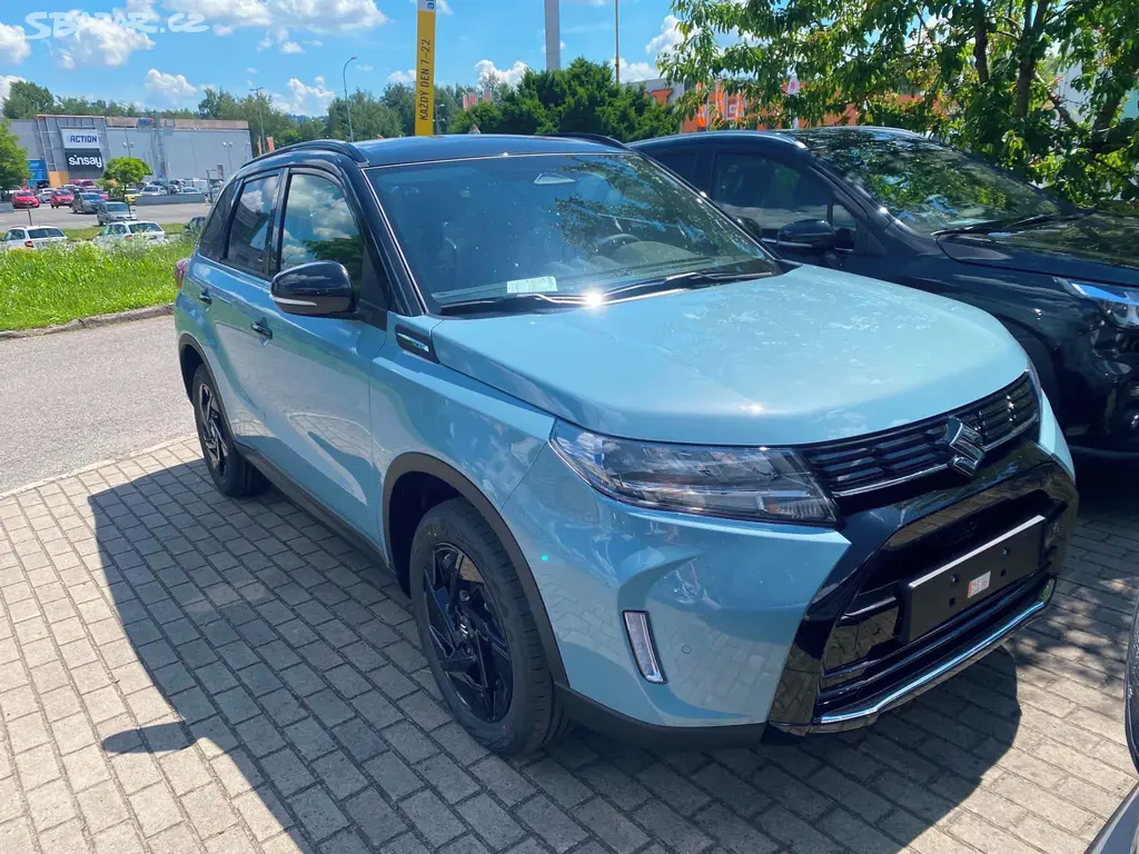 Suzuki Vitara, 1.4 Black Edition 4x4 MH DBF - fotka 2