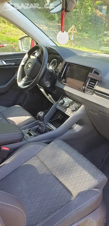 Škoda Karoq 1,5 TSI Style - fotka 4