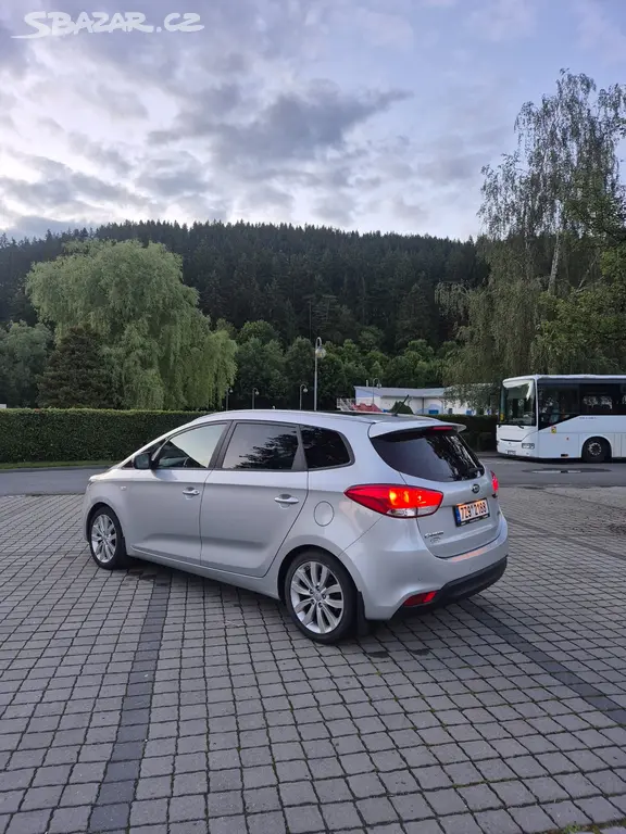 Kia carens 7mist,2015r.