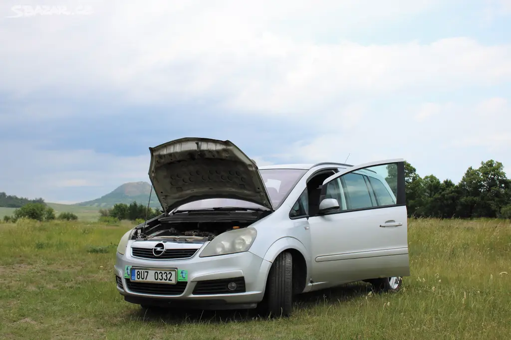 Opel Zafira 1,8 16V+LPG, 103kW r.v.2007 - fotka 3