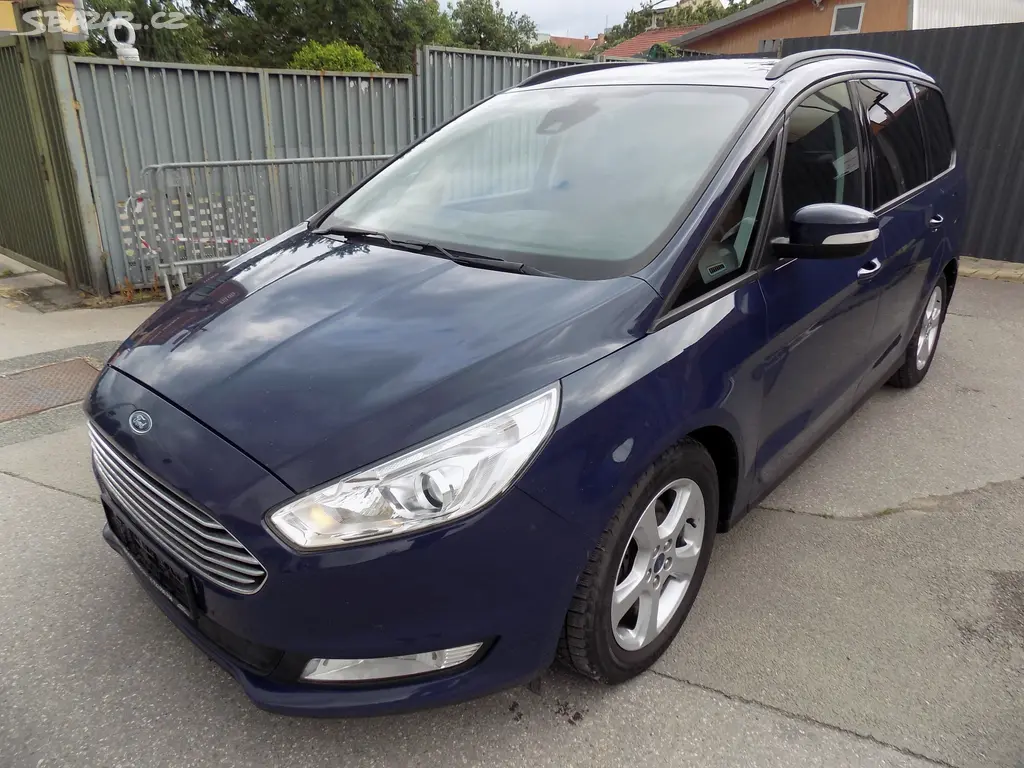 Ford Galaxy 2.0 TDCI 132 KW NAVI 7 MÍST