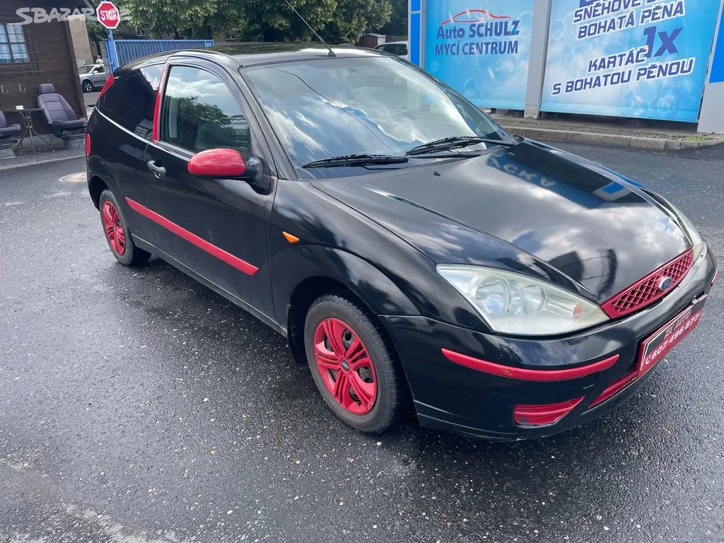 FORD FOCUS 1.4i ZETEC-SE 55KW Klima rv.2004 - fotka 3