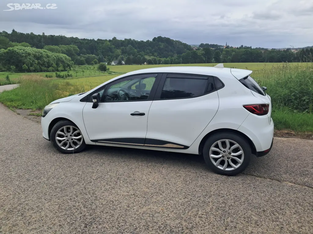 Renault Clio IV 1.2 16V (54kw) 2013, 105.000km - fotka 6