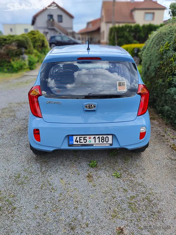 Kia Picanto 1,0 - fotka 2